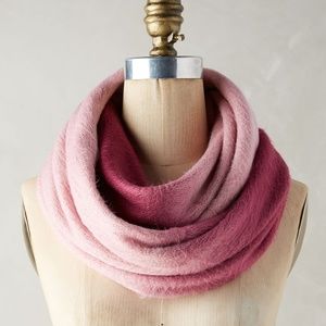 Anthropologie Accessories - Anthropologie Sleeping on Snow Ombre Infinity Scar Anthropologie Accessories - Anthropologie Sleeping on Snow Ombre Infinity Scar